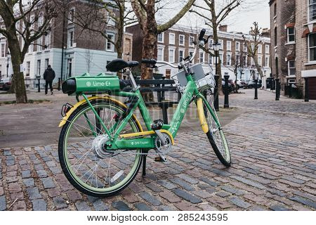 London, Uk - February 16, 2019: Dockless Lime E Electric Bike On A Street In Primrose Hill, London. 