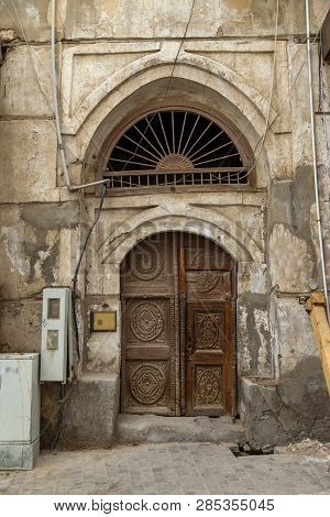 Old City In Jeddah Saudi Arabia Known As Historical Jeddah. Old And Heritage Windows And Doors In Je