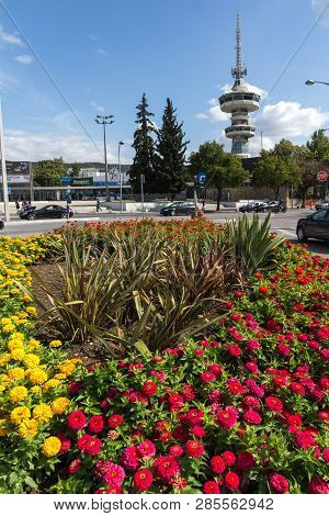 Thessaloniki, Greece - September 30, 2017: Ote Tower And Flowers Gardens In Front In City Of Thessal