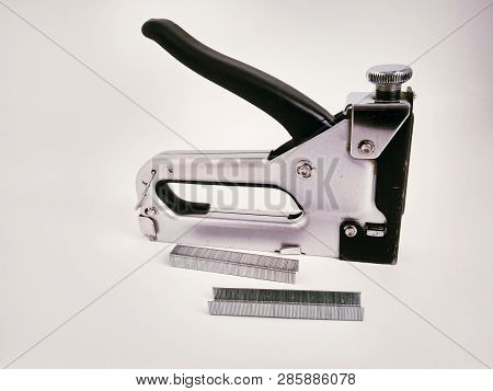Large Stapler And Staples For Construction Work
