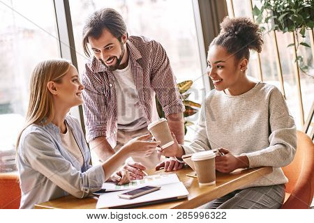 Some People Dream Of Success, While Other People Get Up Every Morning And Make It Happen. Startup Bu