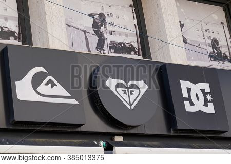 Bordeaux , Aquitaine / France - 09 01 2020 : Quiksilver And Roxy Sign And Logo Front Of Shop Buildin