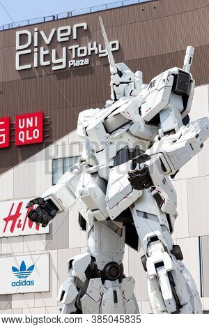 Tokyo, Japan - April 28, 2019, Rx-0 Unicorn Gundam Statue In Normal Mode Located At Diver City Tokyo