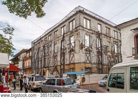 Panama City, Panama - November 30, 2008: Cosntruction Site With Saved Facade Of Historic Building In