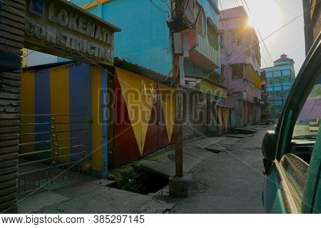 Howrah, West Bengal, India - 22nd May 2020 : Retail Shops Are Under Lockdown To Stop Spread Of Covid