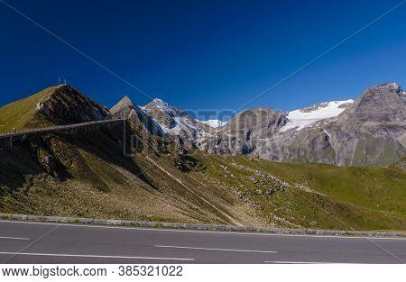 Grossglockner High Alpine Road, ( Grossglockner-hochalpenstrasse). High Mountain Pass Road In Austri