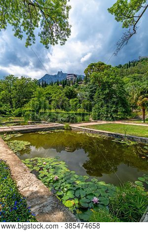 Koreiz, Crimea - July 7. 2019. Beautiful Park On Territory Of Palace Of A Princes Yusupov. Landmark
