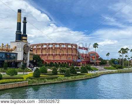 Orlando,fl/usa-8/30/20:  The Exterior Of The Hard Rock Cafe At Universal Studios Citywalk In Orlando
