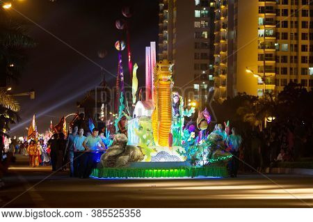 Halongbay 2018 Halong Carnival/Carnaval is one of the most famous festivals in Halong Bay, or in Qua