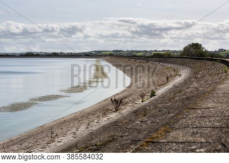 Cheddar Reservoir Is An Artificial Reservoir In Somerset, England. Dating From The 1930s It Has A Ca