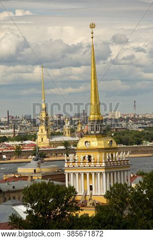 Saint-petersburg, Russia. 3 Juny  2016.  Panorama Of Saint Petersburg With St.isaac Cathedral.