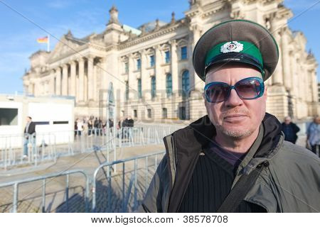 Berlín - listopad 3, 2011: Protestující před sněmu v listopadu 3, 2011 v Berlíně, němčina