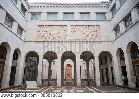 Padova, Italy - August 17 2020: Padova University New Court In Bo Palace Or Cortile Nuovo In Palazzo