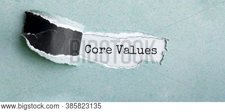 Magnifying Glass With Text Cpr On Wooden Table.