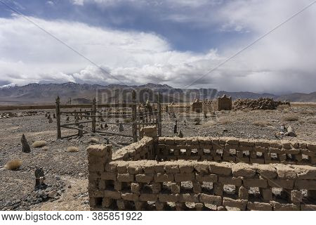 Graveyard With Old Abandoned Mud Graves And Tombs In Murghab In Tajikistan.
