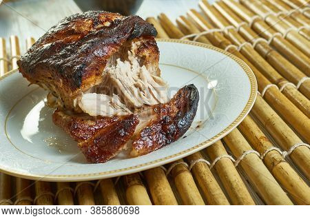 English Maple-mustard Pulled Pork