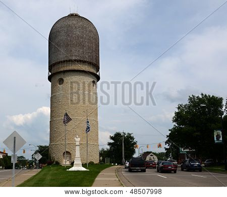 Ypsilanti vodárenská věž Street scéna