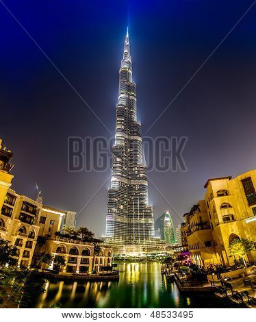 Vista sul Burj Khalifa, Dubai, Emirati Arabi Uniti, di notte