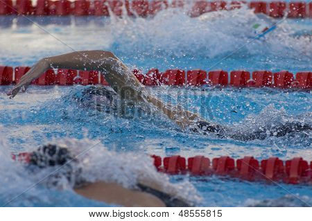 29. Července 2009; Řím Itálie;  Allison Schmitt (USA) na cestě k vítězství stříbrnou medaili v ženských