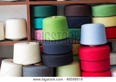Macro Yarn