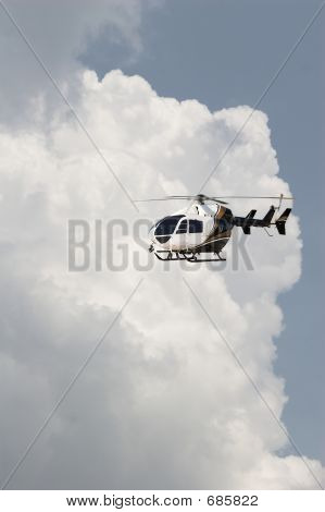 Helecopter & 구름