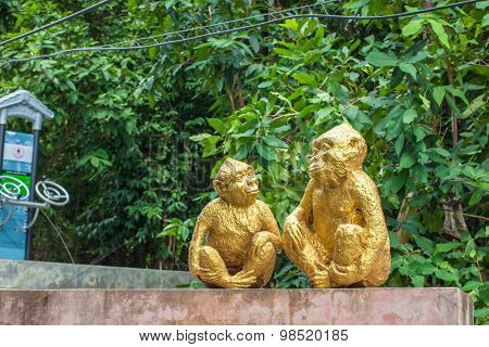 Monkey Statues