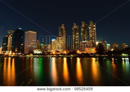 Bangkok Night And Benchakitti Park