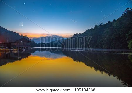 Vogel State Park in North Georgia at sunrise