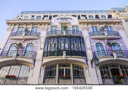 International Hotel in Lisbon - beautiful house front - Lisbon 2017