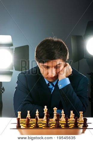 FIDE แกรนด์มาสเตอร์ Vugar Gashimov (อันดับโลก - 12) จากอาเซอร์ไบจาน