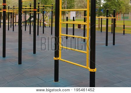 the horizontal bar and crossbar in the outdoor sports Playground.