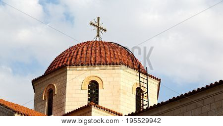 The Chatolic Church And The Cross