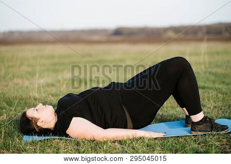 Interval Workout, Activity, Healthy Lifestyle, Sport, Weight Loss, Tabata. Overweight Woman Training