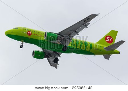 Moscow, Russia - March 17, 2019: Aircraft Airbus A319-114 Vp-bhf Of S7 - Siberia Airlines Going To L