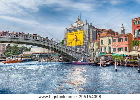 Venice, Italy - April 29: Tourists Walking On The Ponte Degli Scalzi (also Known As Railway Bridge) 