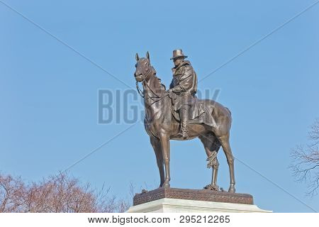 Washington, Usa - January 19, 2018: Ulysses S. Grant On His Horse Cincinnati, 1922 Sculpture Statue 