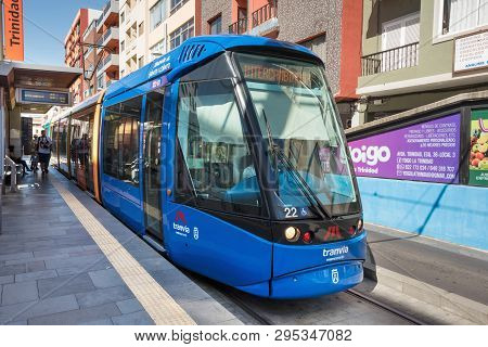 Santa Cruz De Tenerife, Spain - August 20, 2016: Modern Alstom Tram At The Station On August 20, 201