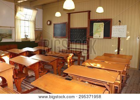 Enkhuizen, The Netherlands - October 12th 2018: Early 1900 Classroom Reconstruction In Zuiderzee Ope