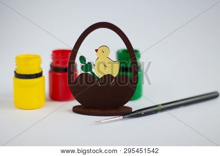 Wooden Easter Chick In An Egg With Tassel And Paints