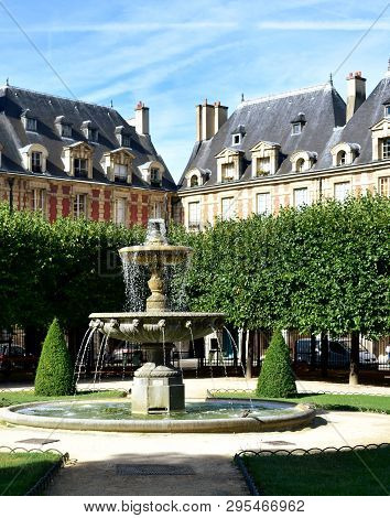 Place Des Vosges, The Oldest Square In Paris. Le Marais District. Paris, France.