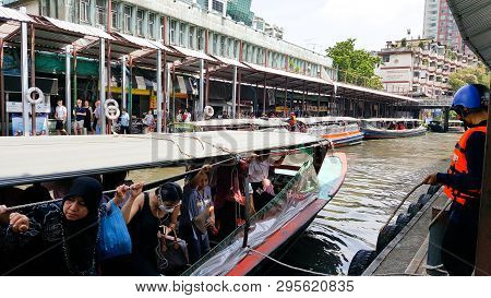 Bangkok, Thailand - March 5, 2019: The Khlong Saen Saep Boat Service Is Servicing Many Of Passengers