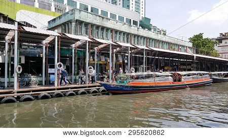 Bangkok, Thailand - March 5, 2019: The Khlong Saen Saep Boat Service Is Servicing Many Of People Who