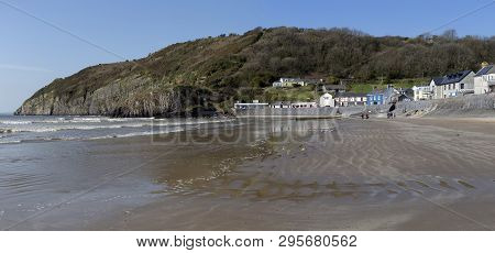 Editorial Pendine, Uk - April 11, 2019: The Small Seaside Resort Of Pendine In South Wales, Best Kno