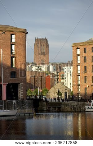 Liverpool, Merseyside, Uk, 11th June 2014, A Daytime View Of Albert Dock In The Cultural Quarter Of 