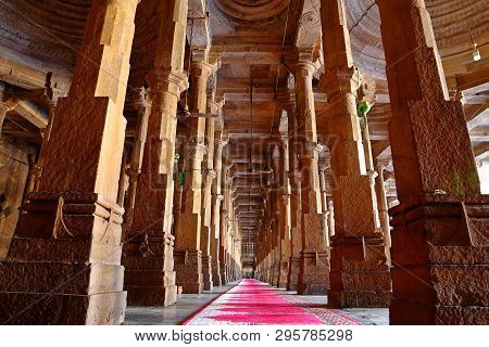 Jama Masijd Mosque In Makaraba, Ahmedabad In The Indian State Of Gujarat