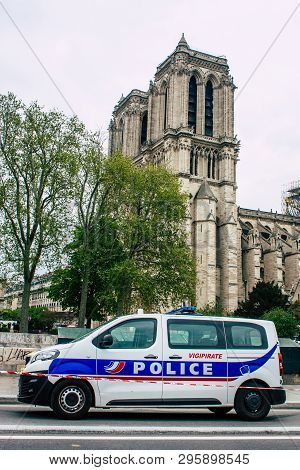 Paris France April 16, 2019 View Of A French Police Car Parked Near The Notre Dame Cathedral In Pari
