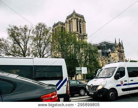 Paris France April 16, 2019 View Of A French Police Car Parked Near The Notre Dame Cathedral In Pari