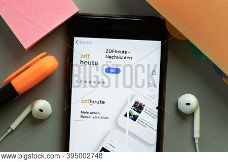New York, United States - 7 November 2020: Zdfheute Nachrichten App Store Logo On Phone Screen, Illu