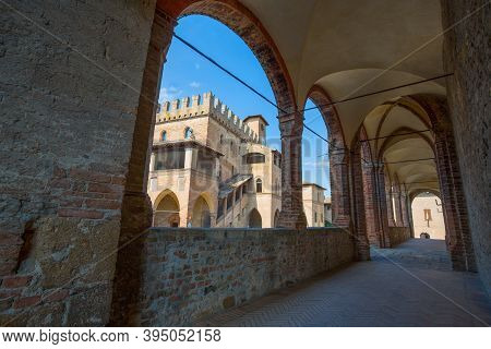 Castell 'arquato, Italy, August 25, 2020 - Podestà Palace In Castell'arquato, Piacenza Province, Emi