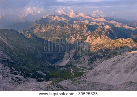 Krn 호수와 후지산 Triglav